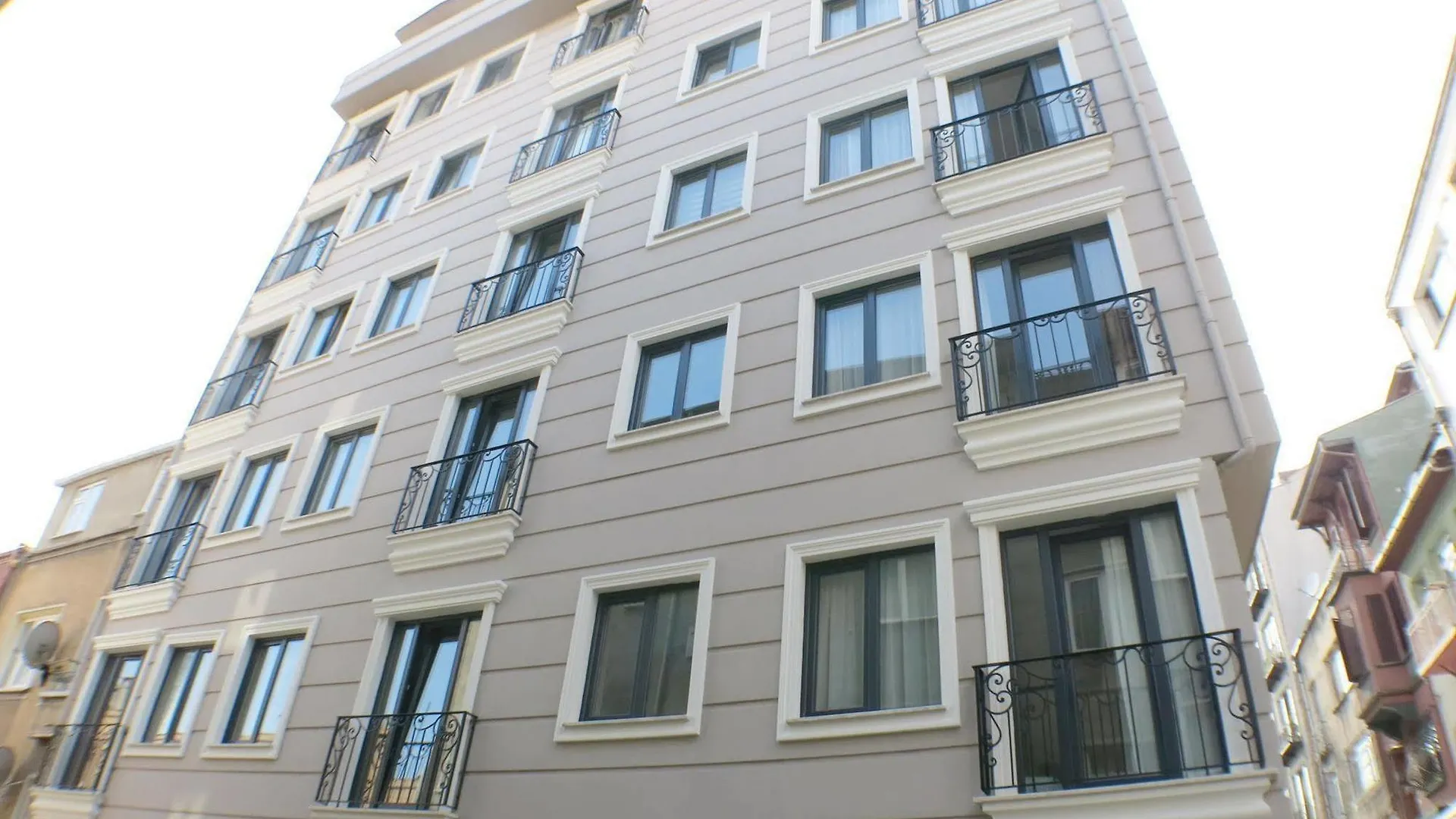 Holas Apartments Istanbul