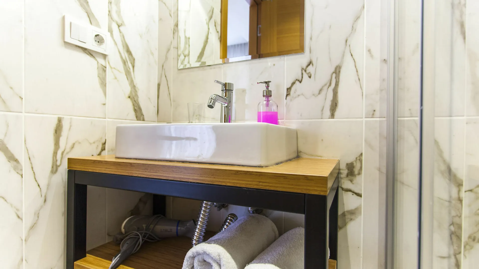 Holas Apartments Istanbul